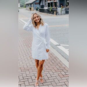 SPANX Size S White Poplin Wrap Shirt Dress LONG SLEEVES COLLARED STRETCH COTTON